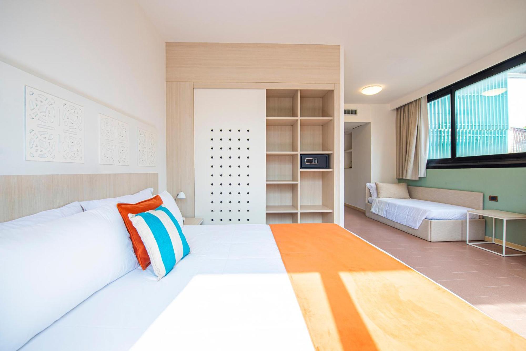 Porto Giardino - Cdshotels Monopoli Eksteriør billede