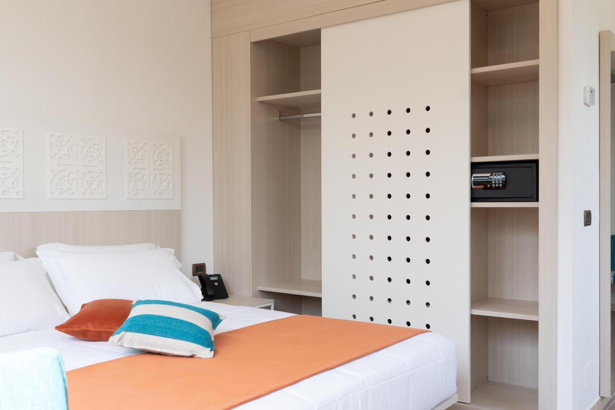Porto Giardino - Cdshotels Monopoli Eksteriør billede