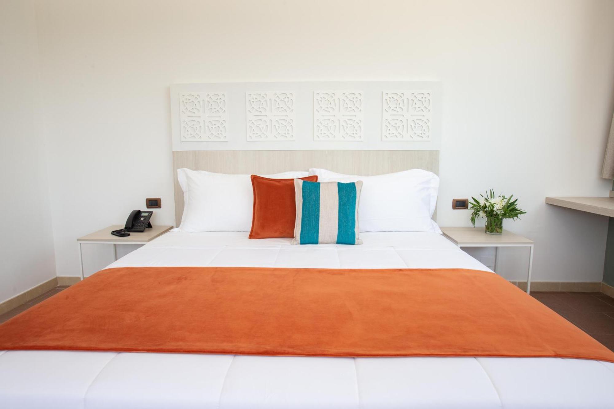Porto Giardino - Cdshotels Monopoli Eksteriør billede